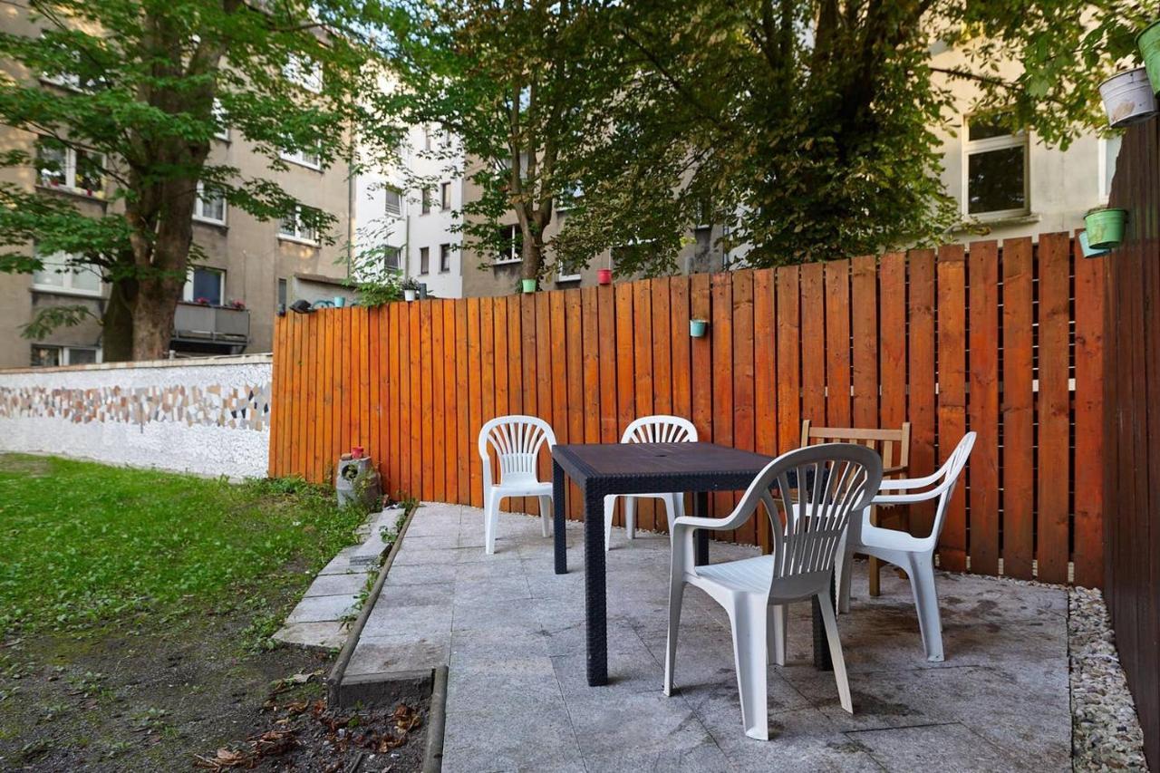Modernes 1 Und 2 In Mitte Apartment